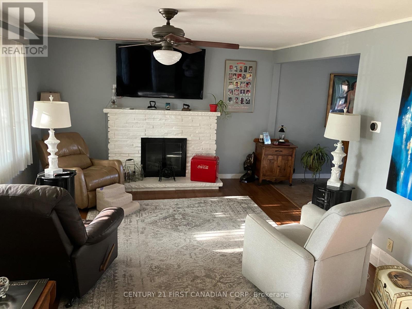 63 Hawkesbury Avenue, London East, Ontario  N5V 2K2 - Photo 13 - X12442229