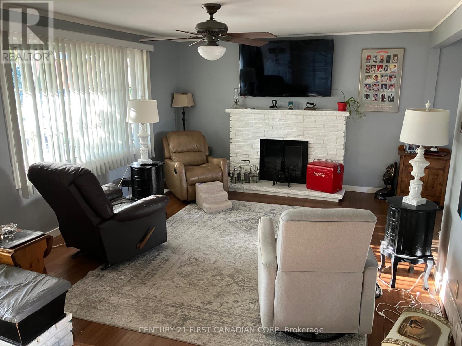 63 Hawkesbury Avenue, London East, Ontario  N5V 2K2 - Photo 15 - X12442229