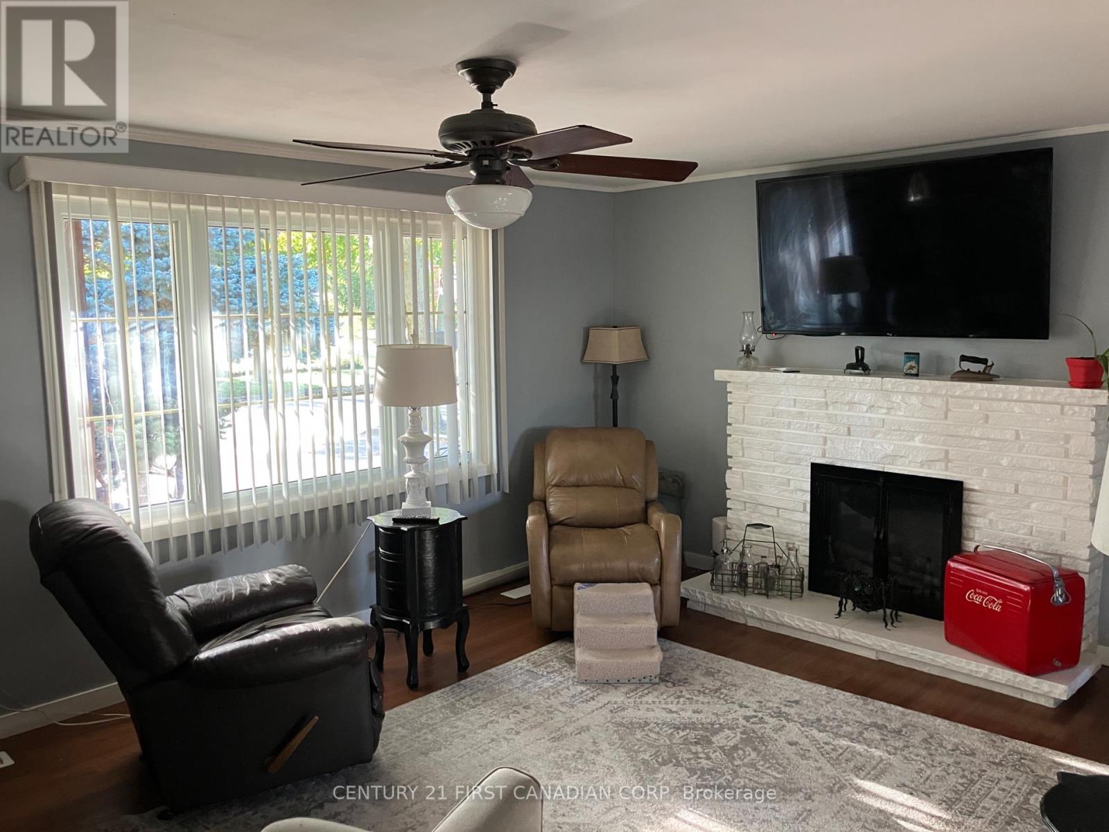 63 Hawkesbury Avenue, London East, Ontario  N5V 2K2 - Photo 18 - X12442229