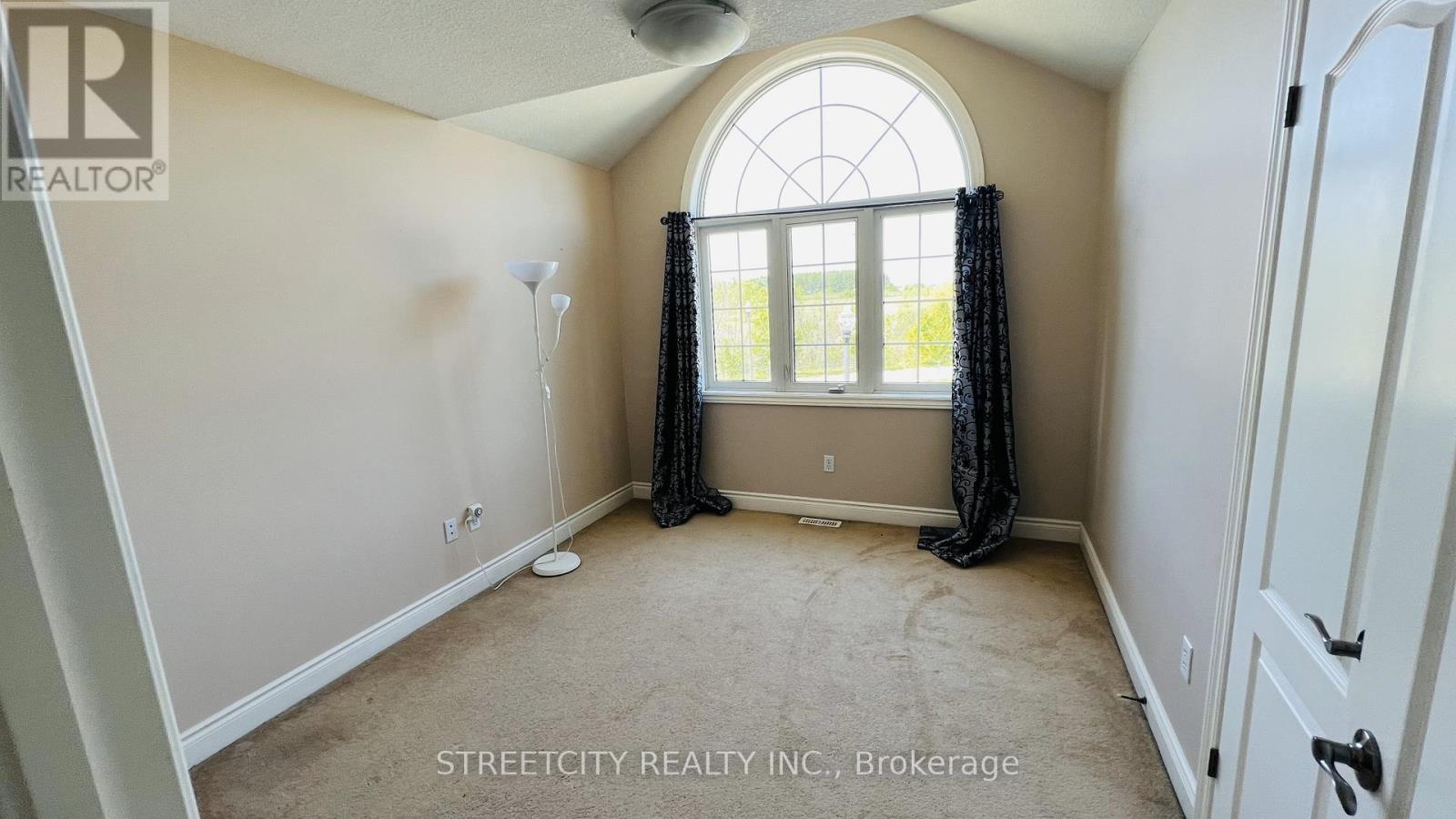 1465 Privet Place N, London North (North D), Ontario  N5X 0E7 - Photo 17 - X12442237