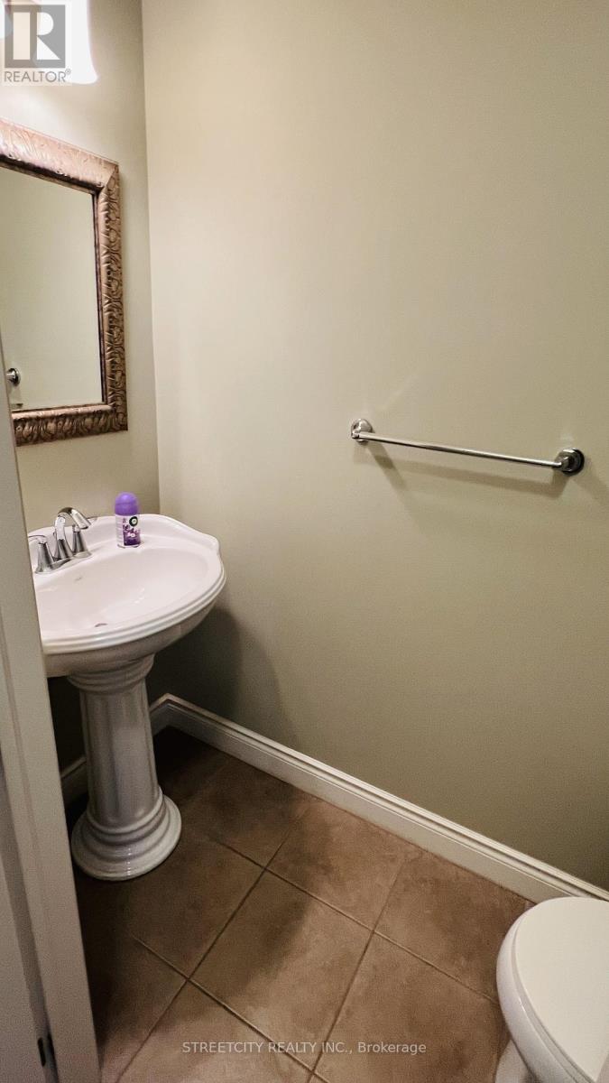 1465 Privet Place N, London North (North D), Ontario  N5X 0E7 - Photo 24 - X12442237