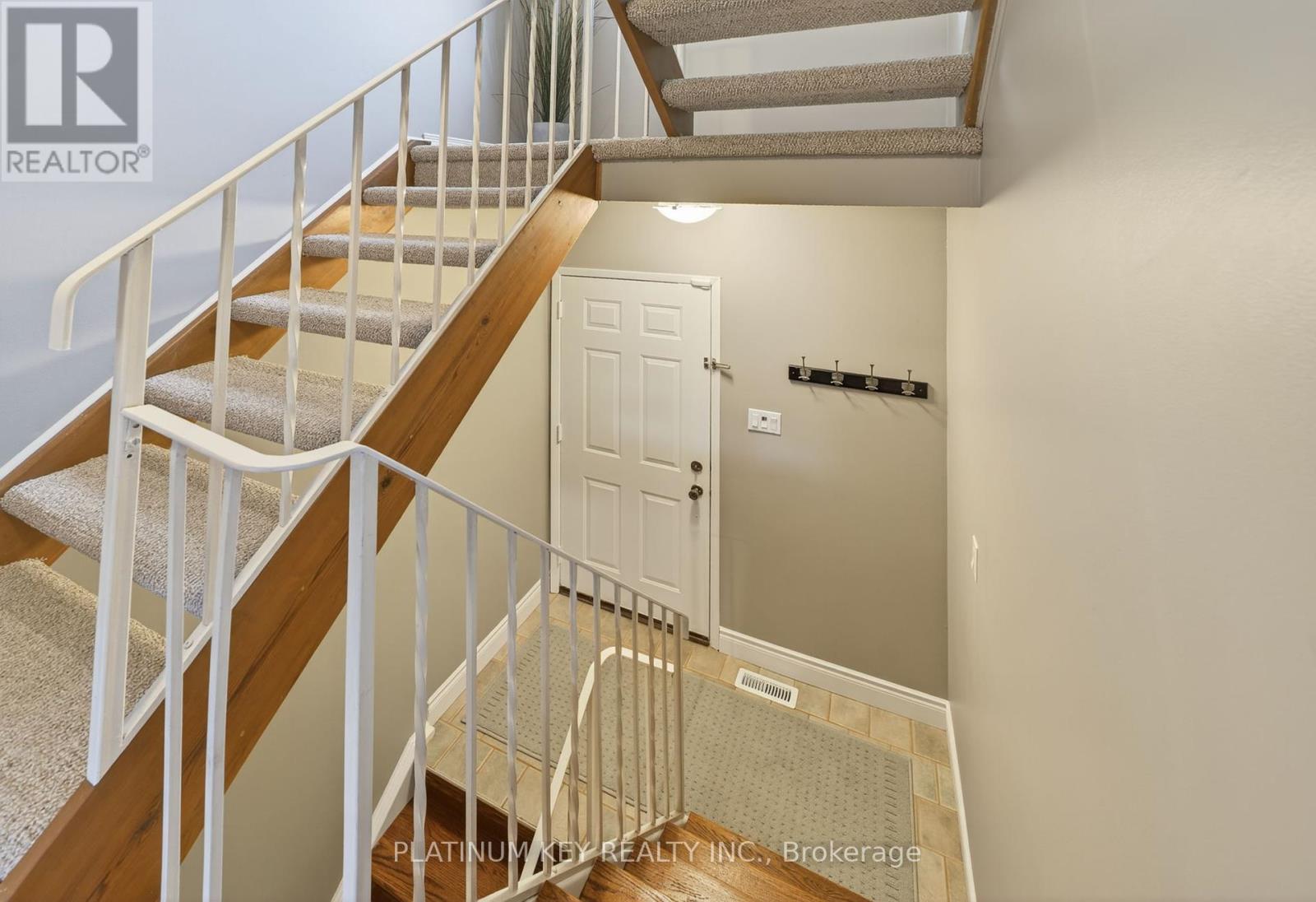 27 - 295 Wilkins Street, London South (South R), Ontario  N6C 5C1 - Photo 3 - X12442238