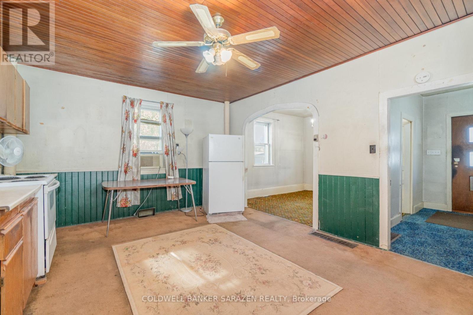 95 Landrigan Street, Arnprior, Ontario  K7S 2S7 - Photo 8 - X12442189