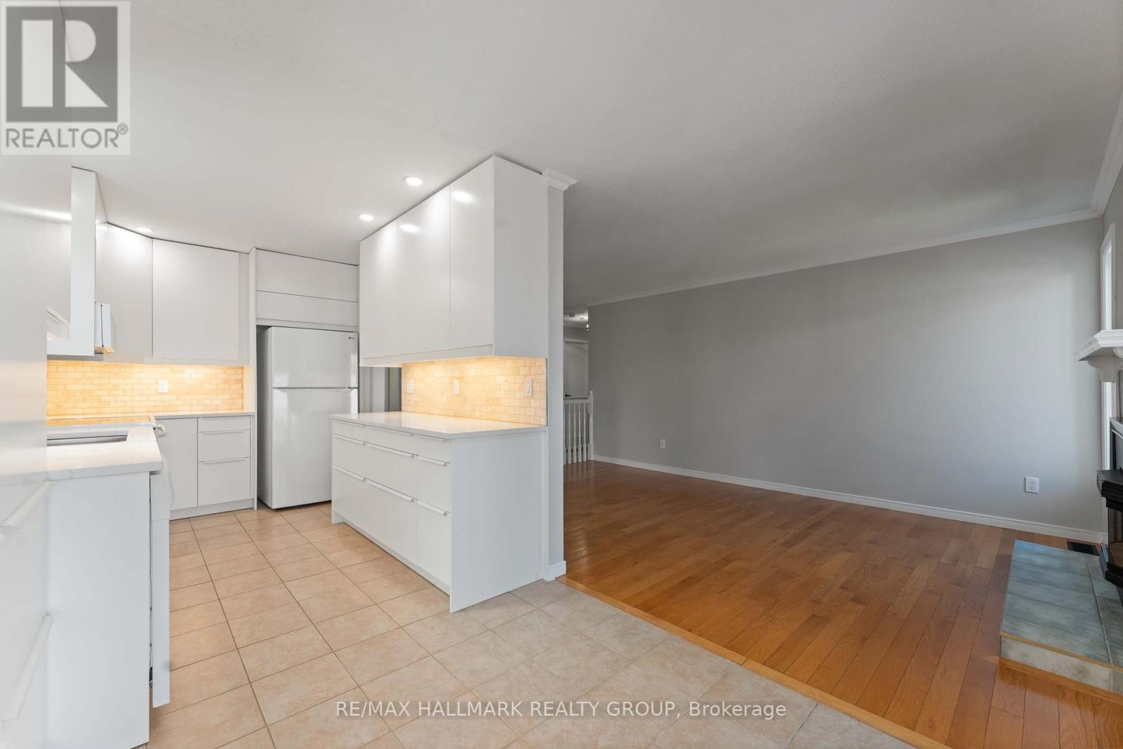 647 Apollo Way, Ottawa, Ontario  K4A 1T2 - Photo 18 - X12442198