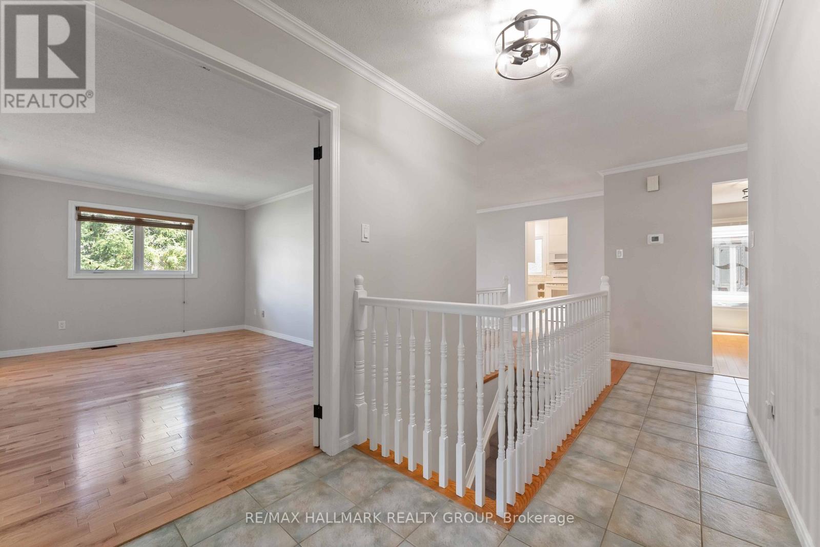 647 Apollo Way, Ottawa, Ontario  K4A 1T2 - Photo 22 - X12442198