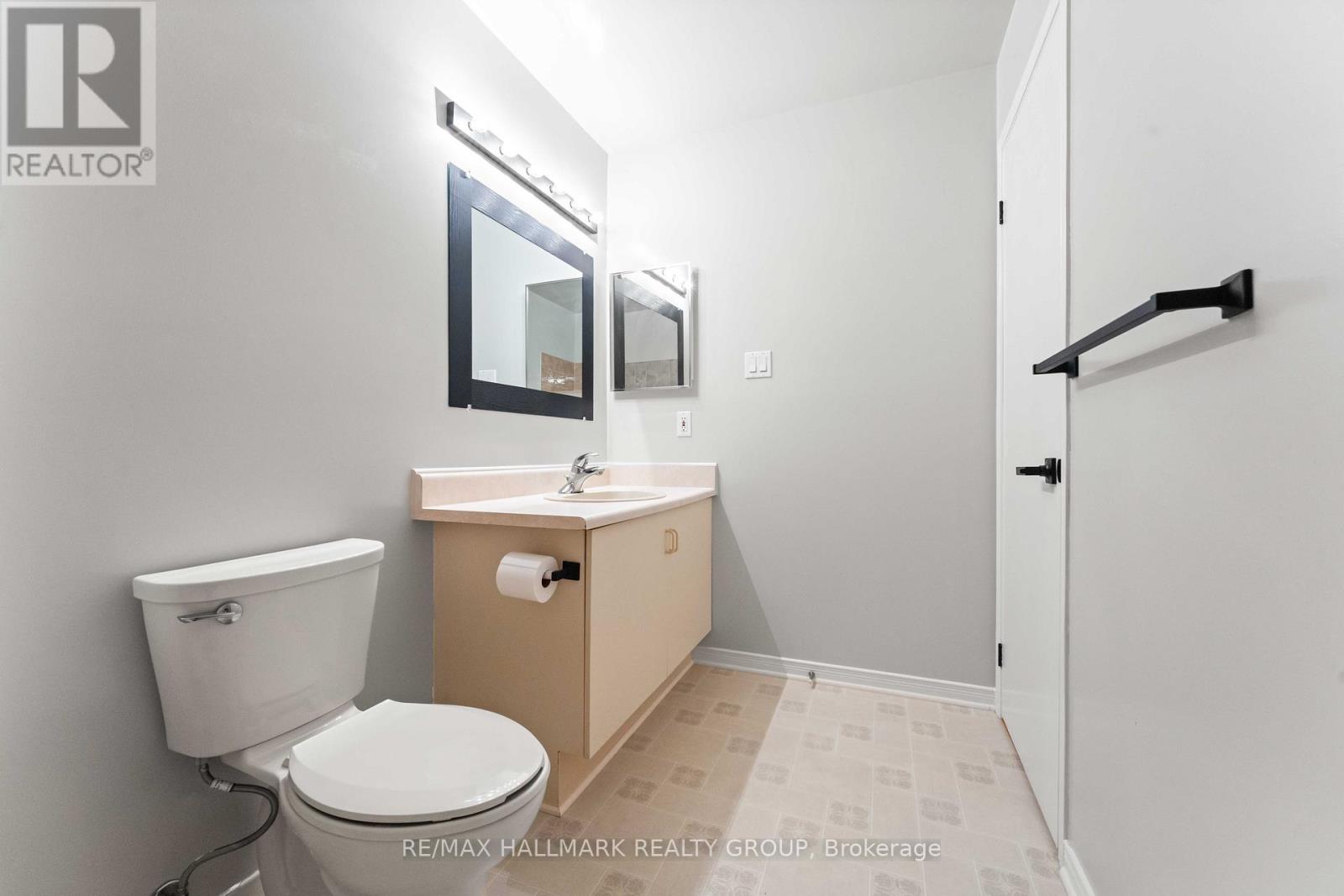 647 Apollo Way, Ottawa, Ontario  K4A 1T2 - Photo 34 - X12442198