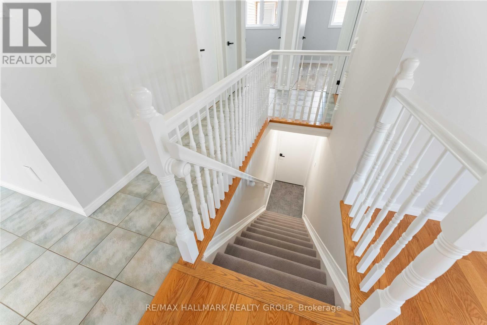 647 Apollo Way, Ottawa, Ontario  K4A 1T2 - Photo 35 - X12442198