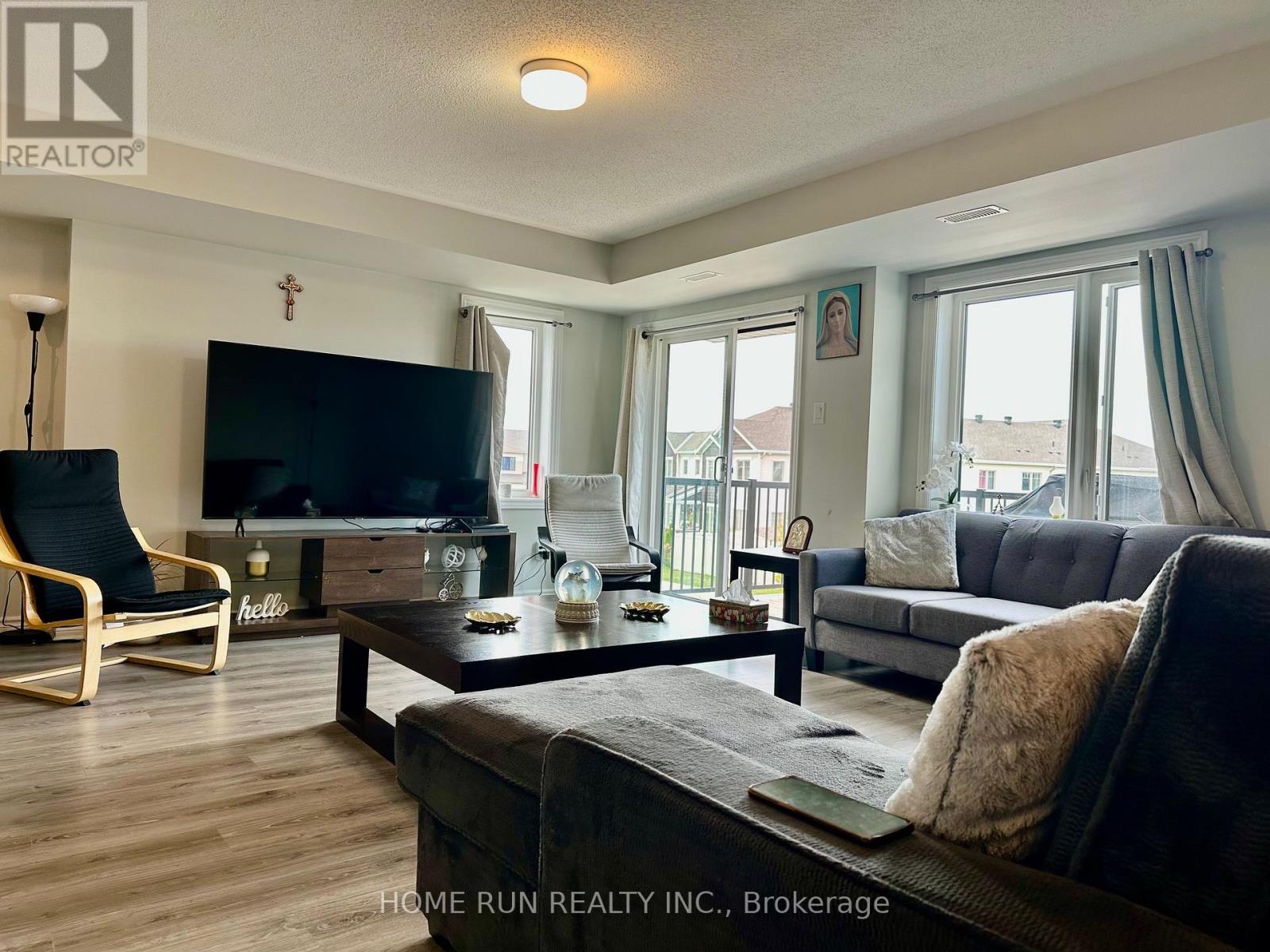 860 Atlas Terrace, Ottawa, Ontario  K2V 0S3 - Photo 2 - X12442204