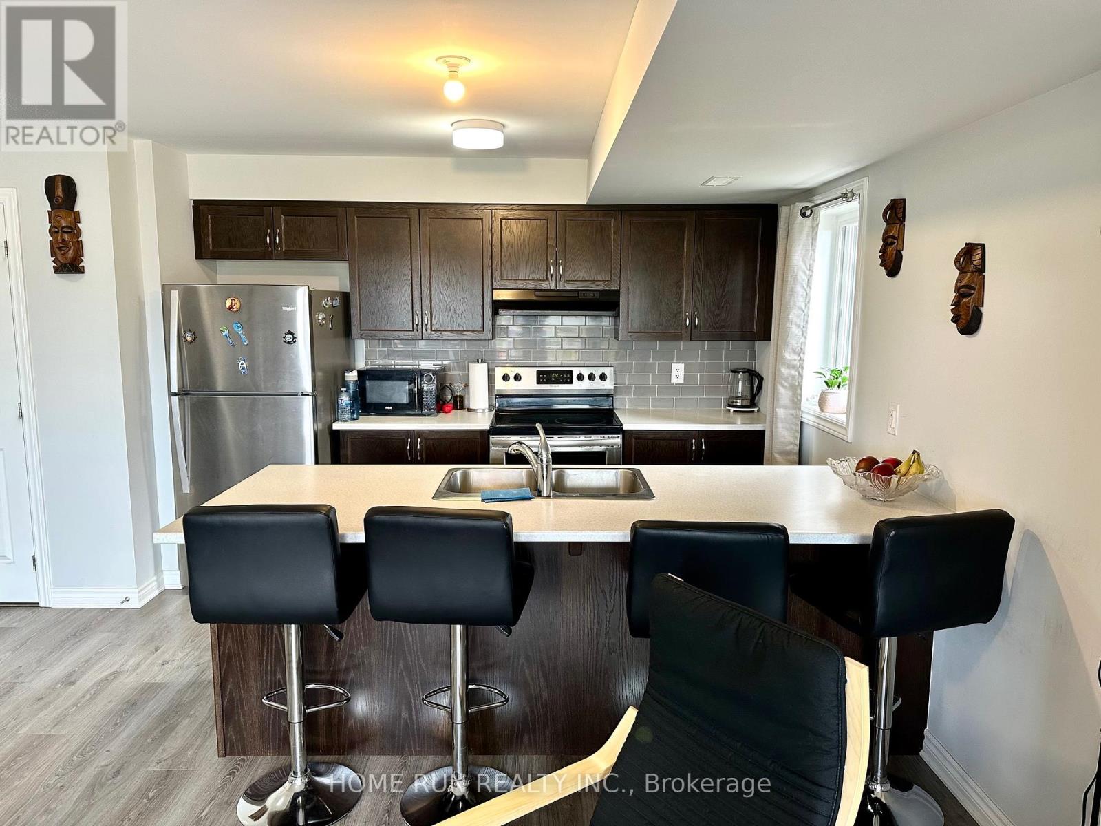 860 Atlas Terrace, Ottawa, Ontario  K2V 0S3 - Photo 3 - X12442204