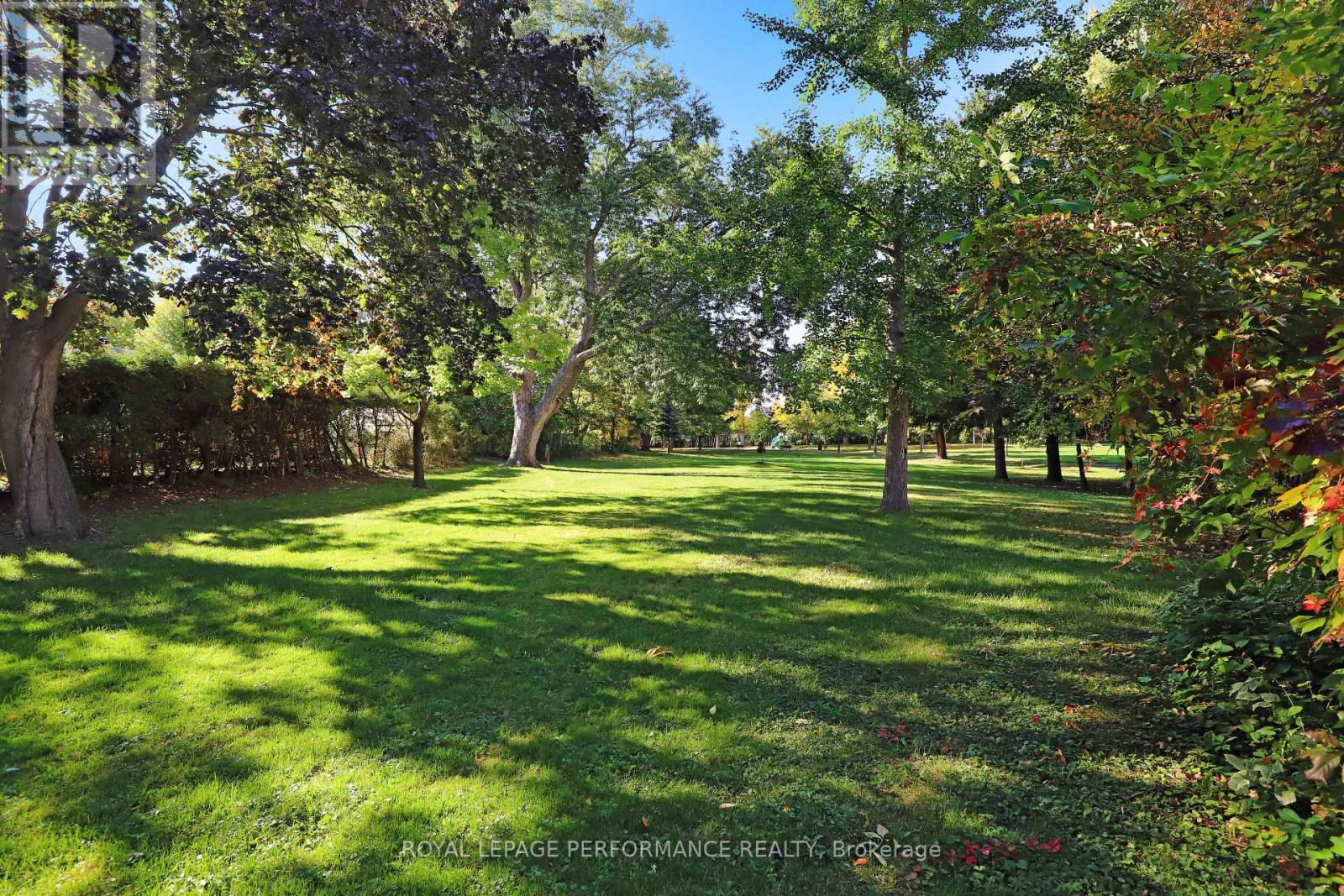 82 Queensline Drive, Ottawa, Ontario  K2H 7J5 - Photo 4 - X12442209