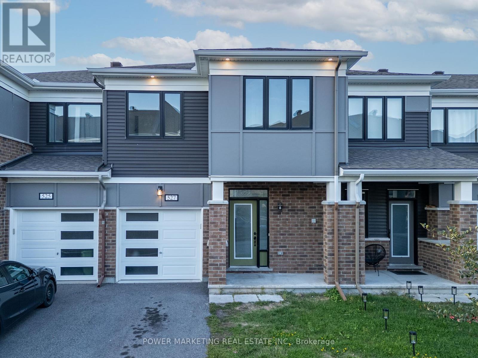 527 CATLEAF ROW, Ottawa, Ontario