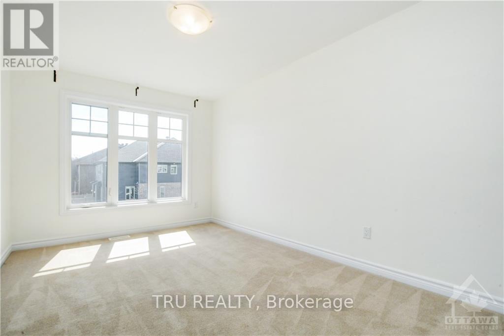 23 Merrill Street, Ottawa, Ontario  K2S 2J8 - Photo 12 - X12442234