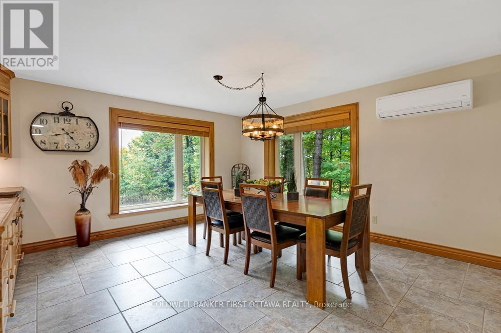 139 Sheil Drive, Drummond/north Elmsley, Ontario  K7H 0G7 - Photo 11 - X12442256