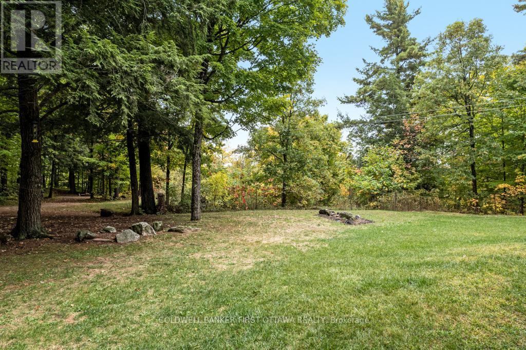 139 Sheil Drive, Drummond/north Elmsley, Ontario  K7H 0G7 - Photo 37 - X12442256