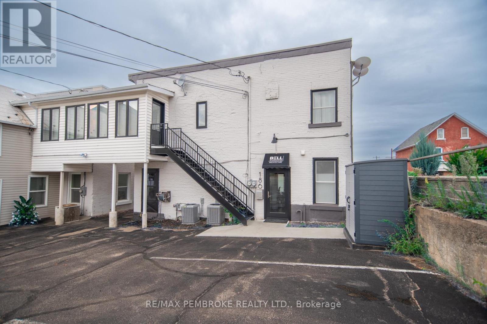 186 Pembroke Street E, Pembroke, Ontario  K8A 3J7 - Photo 27 - X12442242