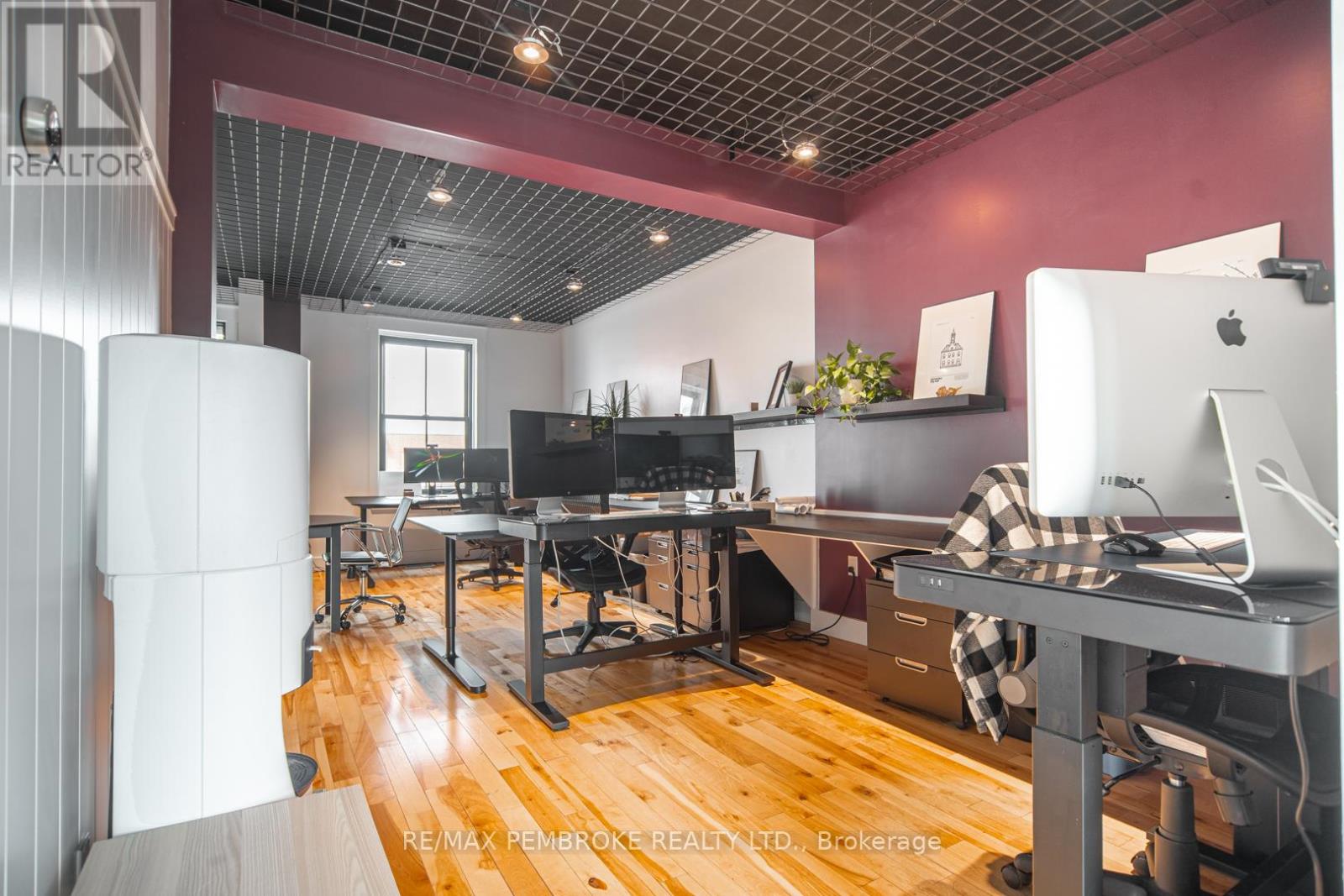 186 Pembroke Street E, Pembroke, Ontario  K8A 3J7 - Photo 5 - X12442242