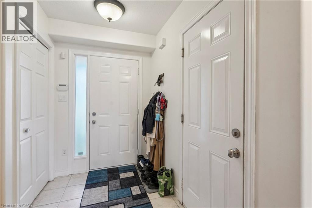 27 Pettit Street, Stoney Creek, Ontario  L8E 5V7 - Photo 9 - 40775859