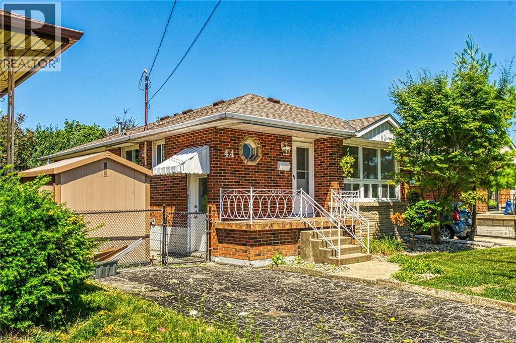 44 CLARENDON Avenue, Hamilton, Ontario