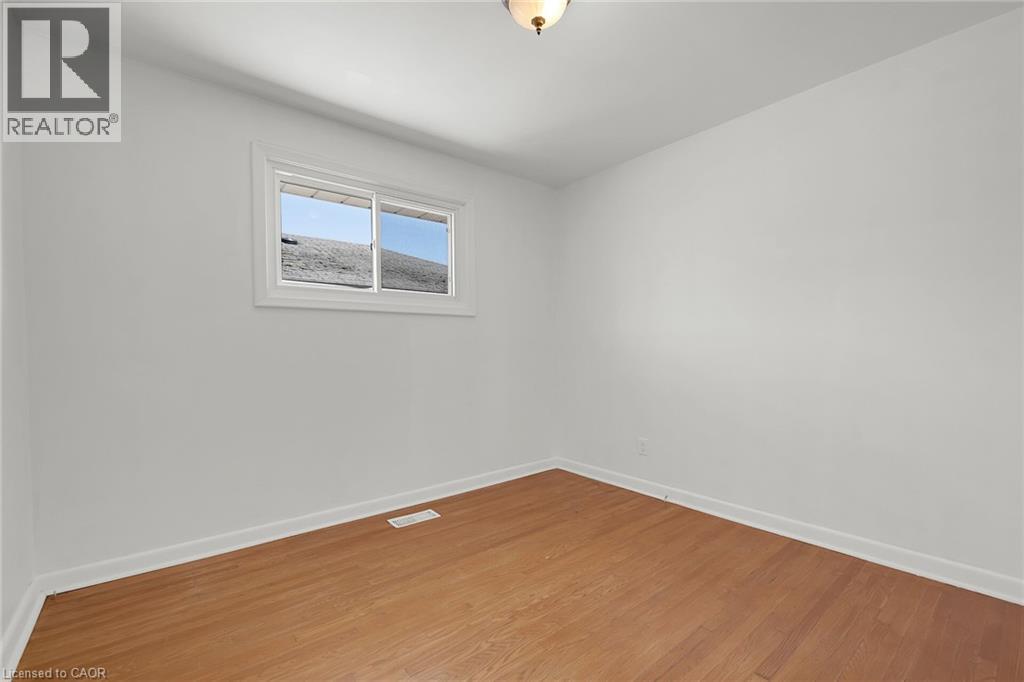44 Clarendon Avenue, Hamilton, Ontario  L9A 3A1 - Photo 22 - 40754090