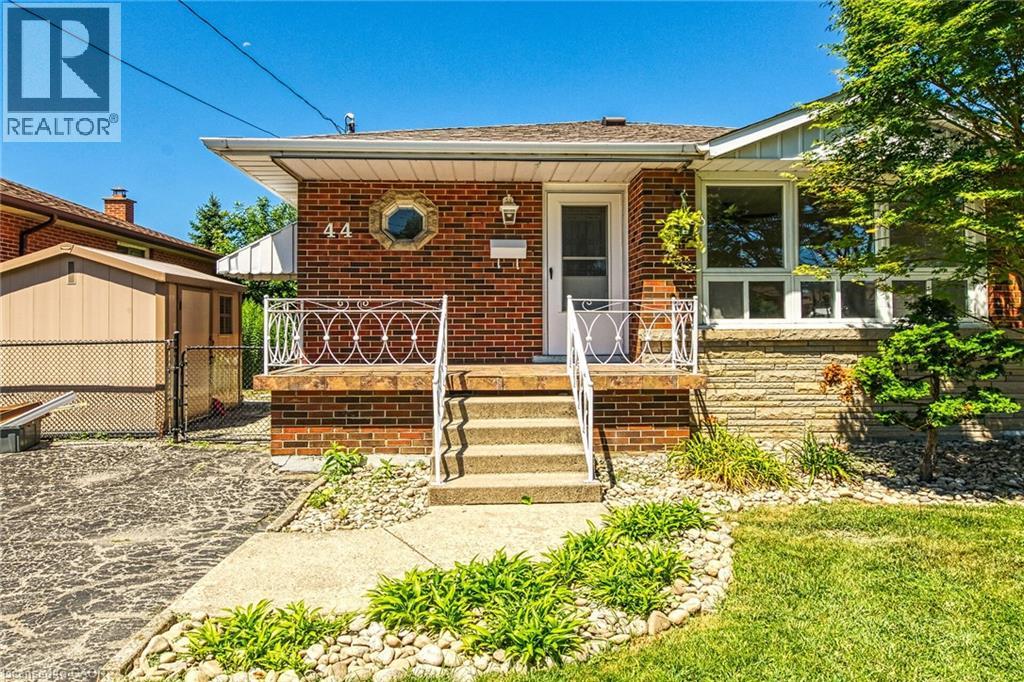 44 Clarendon Avenue, Hamilton, Ontario  L9A 3A1 - Photo 4 - 40754090