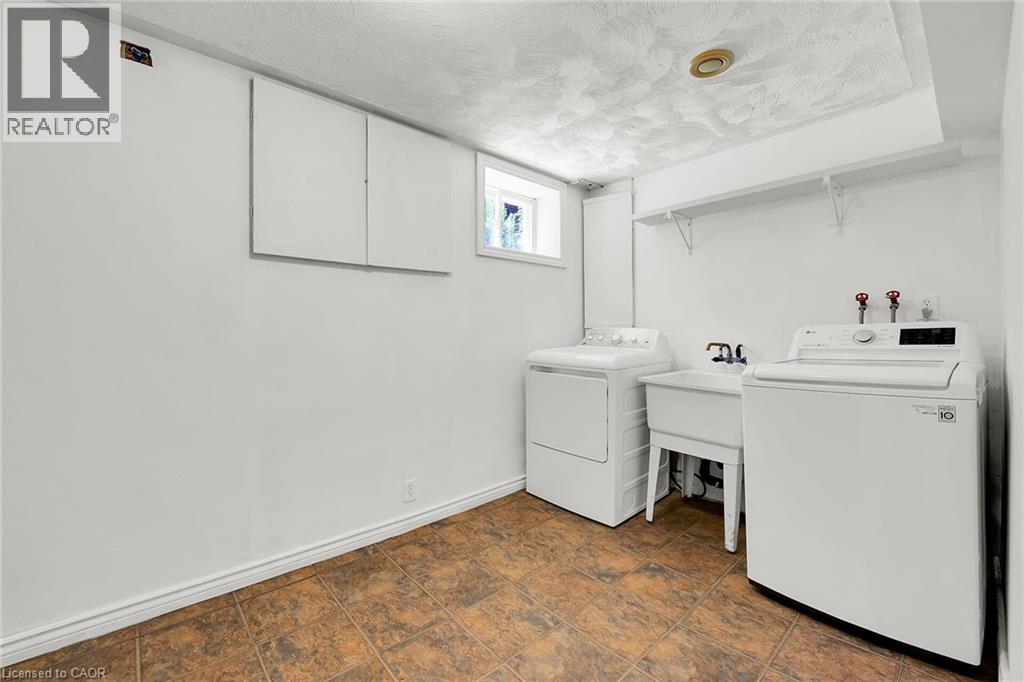 44 Clarendon Avenue, Hamilton, Ontario  L9A 3A1 - Photo 31 - 40754090