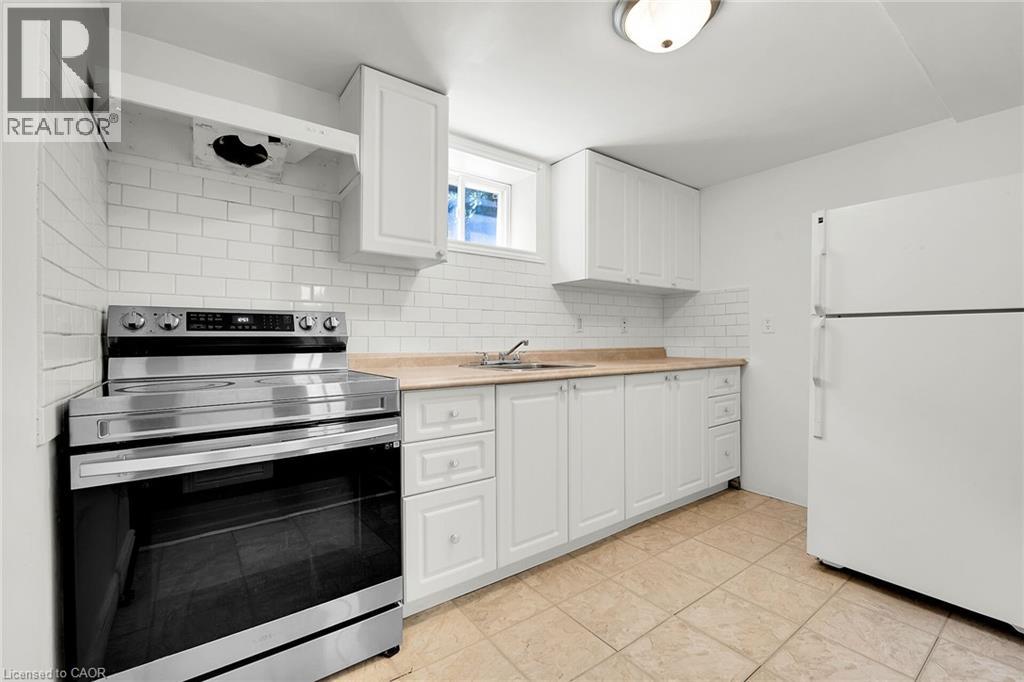 44 Clarendon Avenue, Hamilton, Ontario  L9A 3A1 - Photo 35 - 40754090