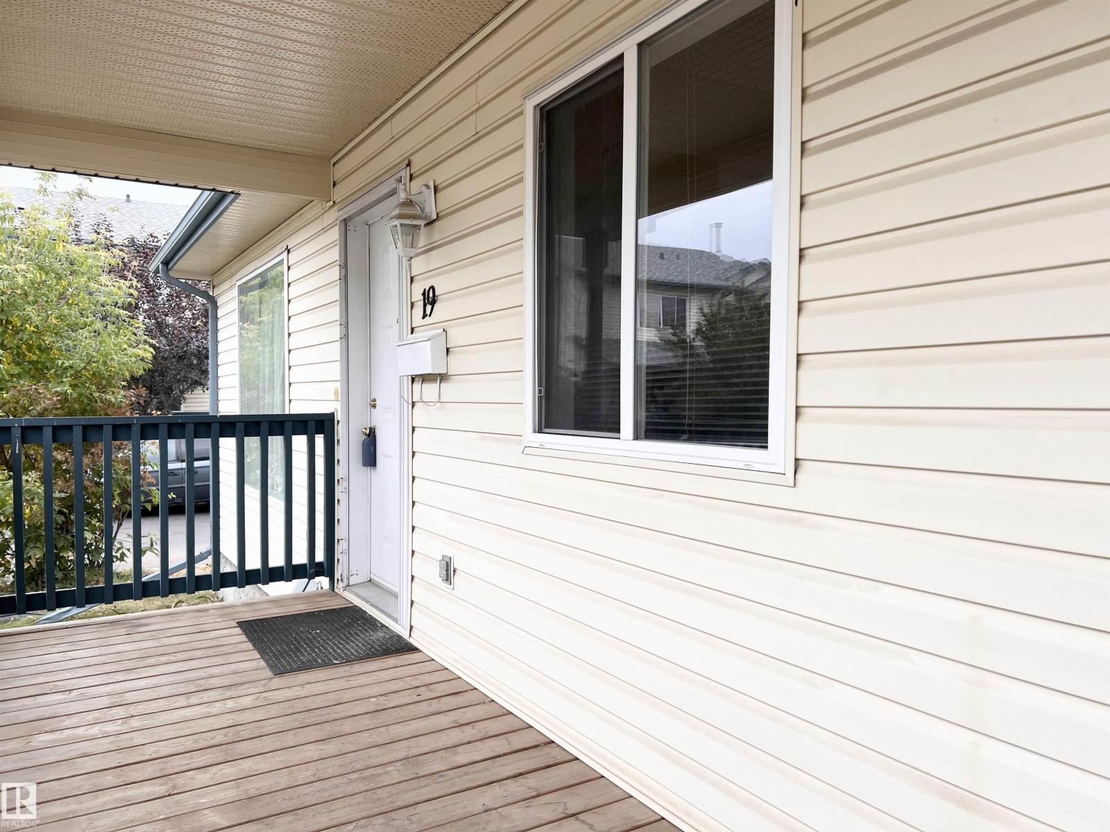 #19 10909 106 St Nw Nw, Edmonton, Alberta  T5H 4M7 - Photo 3 - E4460608