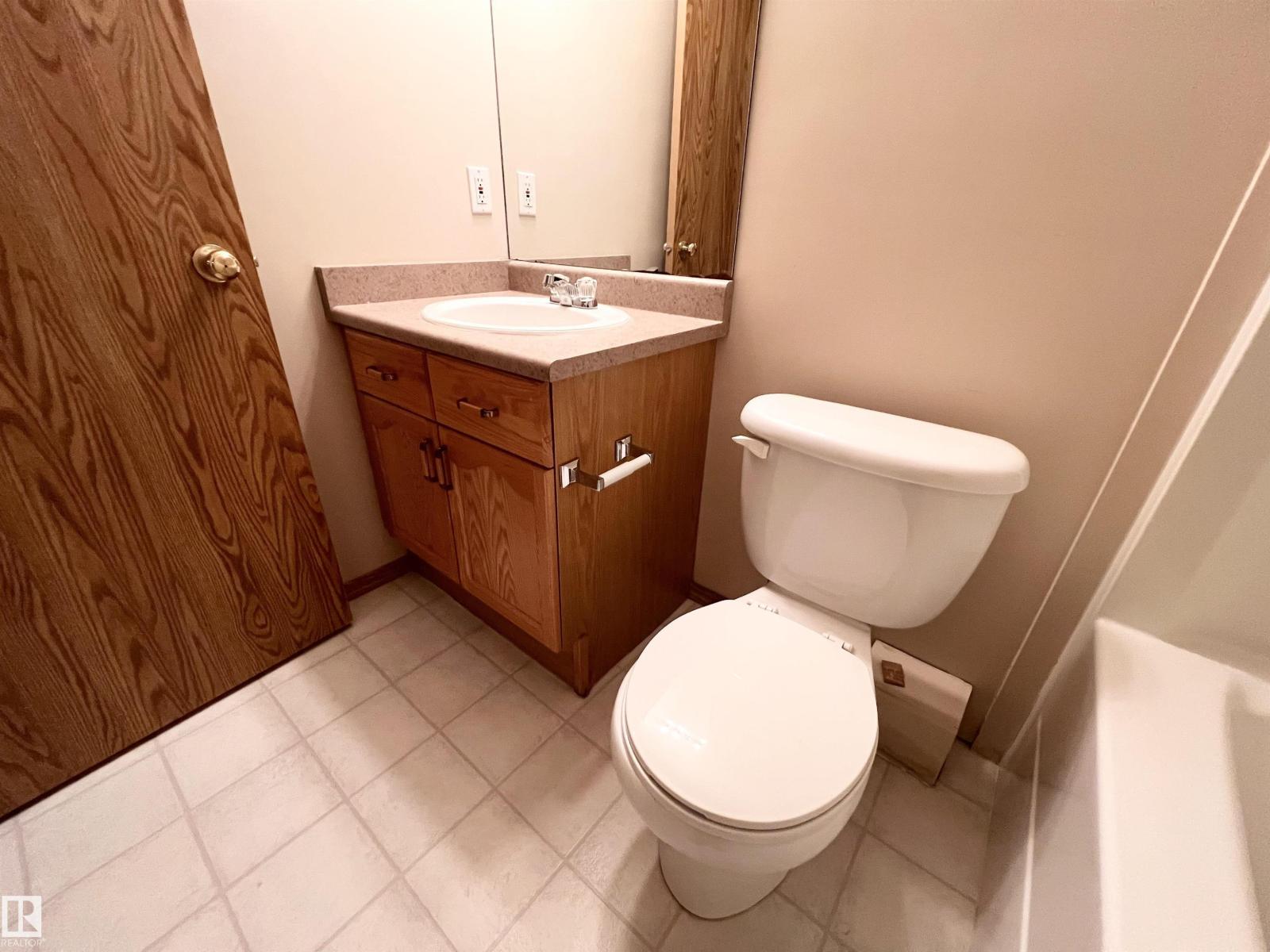 #19 10909 106 St Nw Nw, Edmonton, Alberta  T5H 4M7 - Photo 34 - E4460608