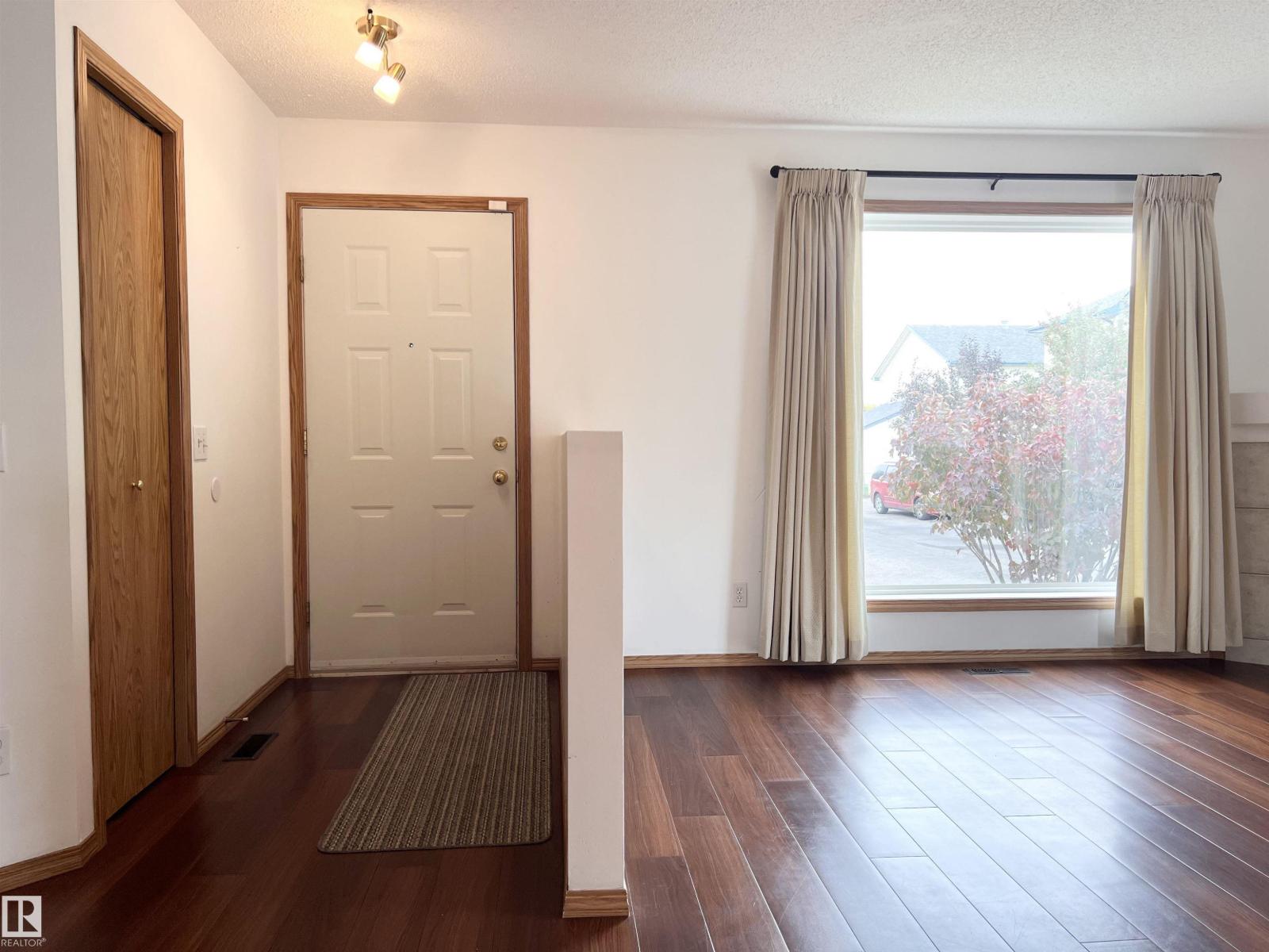 #19 10909 106 St Nw Nw, Edmonton, Alberta  T5H 4M7 - Photo 5 - E4460608