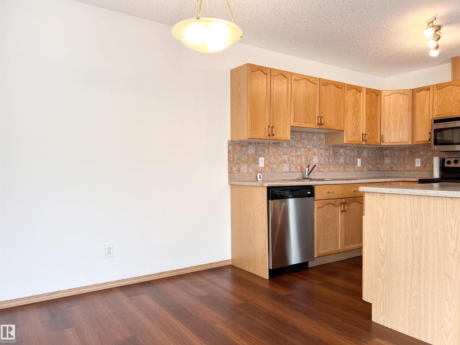 #19 10909 106 St Nw Nw, Edmonton, Alberta  T5H 4M7 - Photo 8 - E4460608