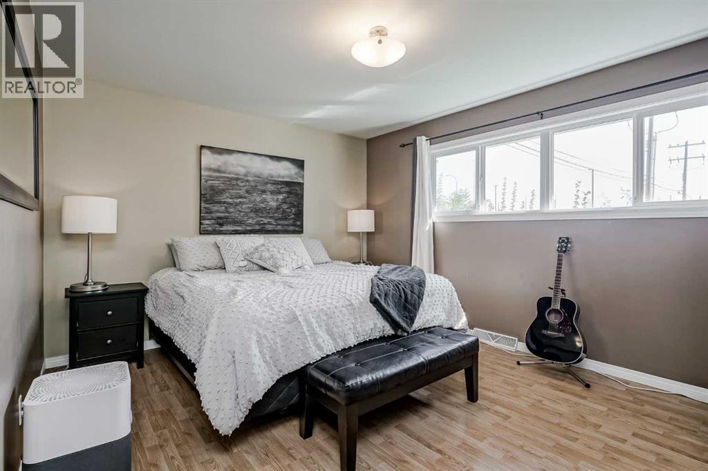 1813 38 Street Se, Calgary, Alberta  T2B 0Z4 - Photo 9 - A2259946