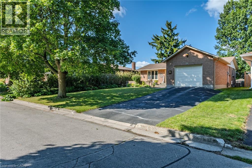 26 Douglas Avenue, Simcoe, Ontario  N3Y 4X4 - Photo 2 - 40775032