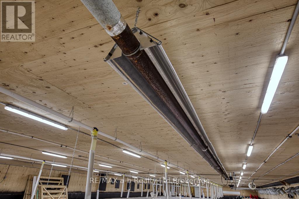 936549 Blenheim Road, Blandford-Blenheim, Ontario  N0J 1B0 - Photo 14 - X12442206