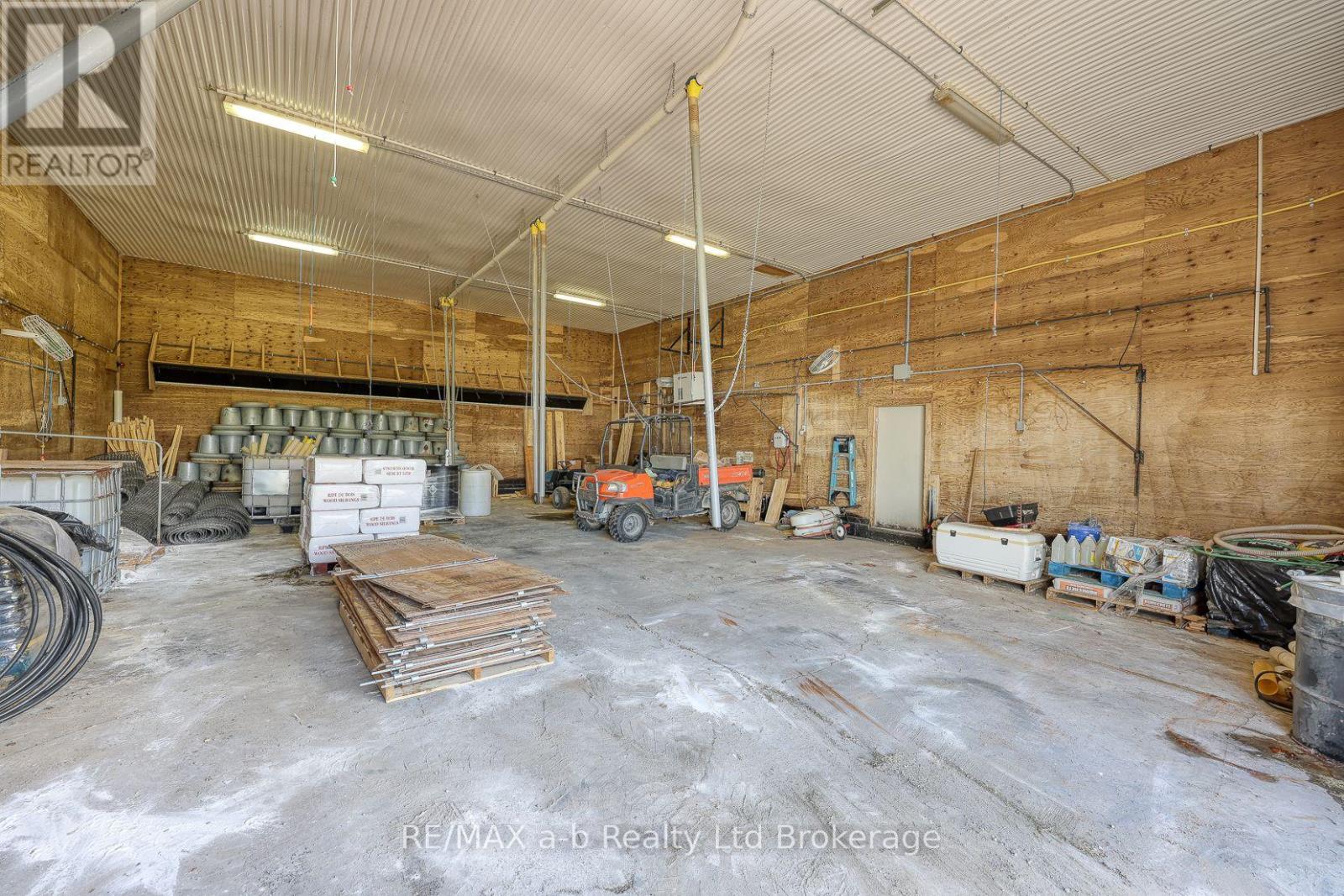 936549 Blenheim Road, Blandford-Blenheim, Ontario  N0J 1B0 - Photo 21 - X12442206