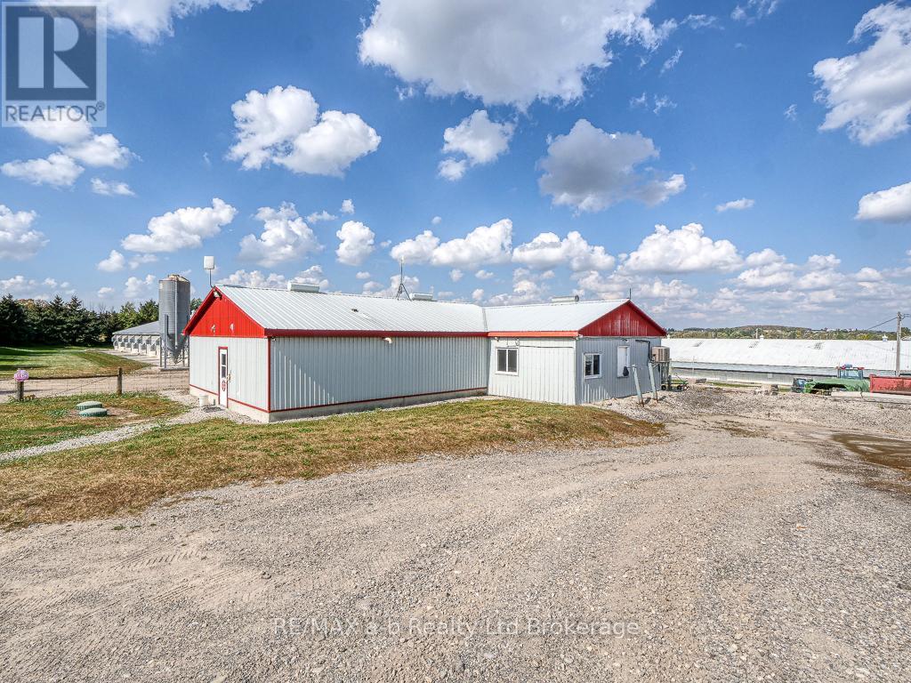 936549 Blenheim Road, Blandford-Blenheim, Ontario  N0J 1B0 - Photo 23 - X12442206