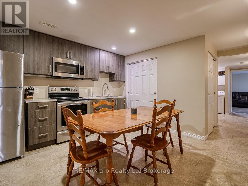 936549 Blenheim Road, Blandford-Blenheim, Ontario  N0J 1B0 - Photo 28 - X12442206