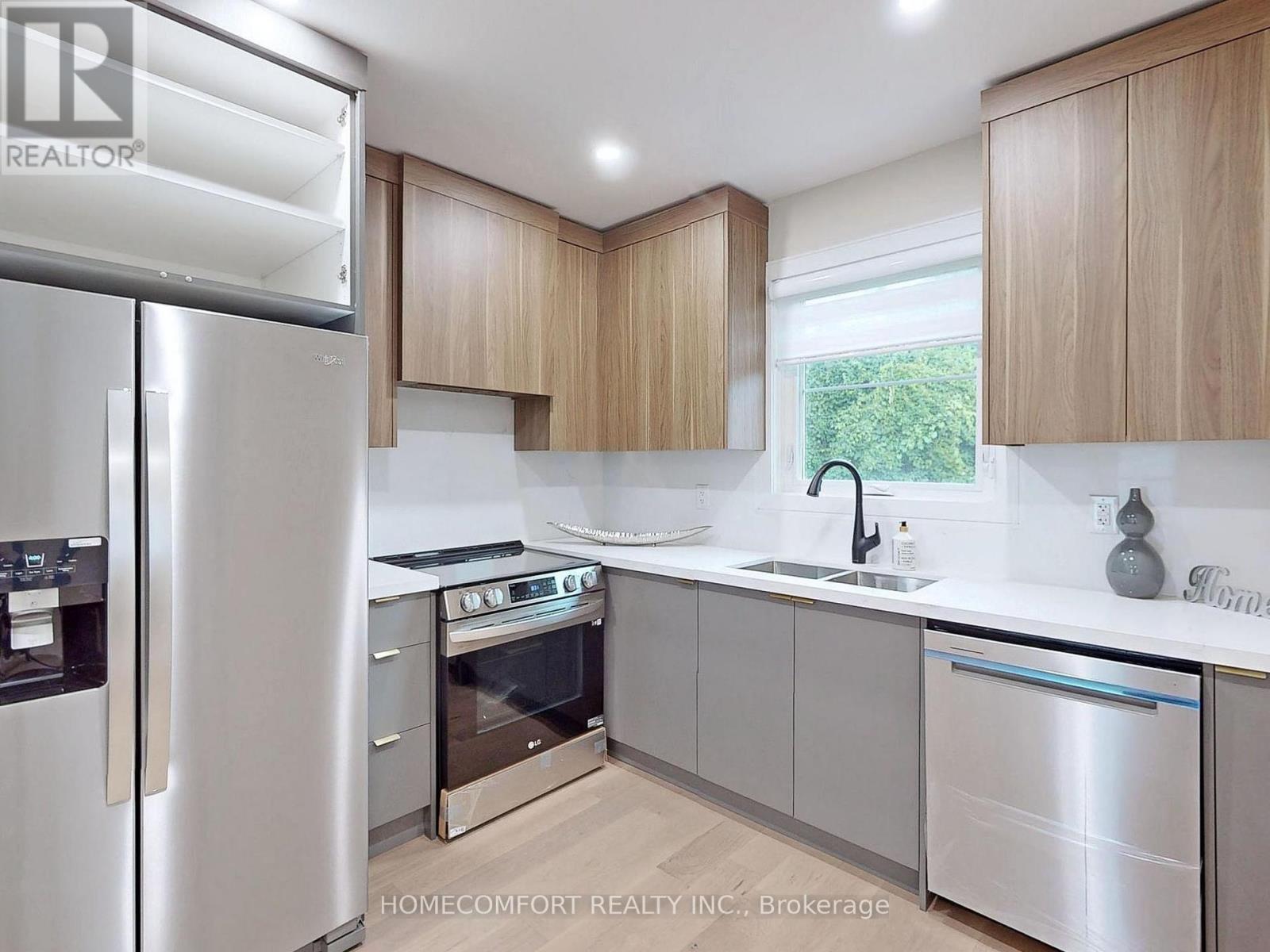270 Brighton Avenue, Toronto (Bathurst Manor), Ontario  M3H 4E9 - Photo 14 - C12442192