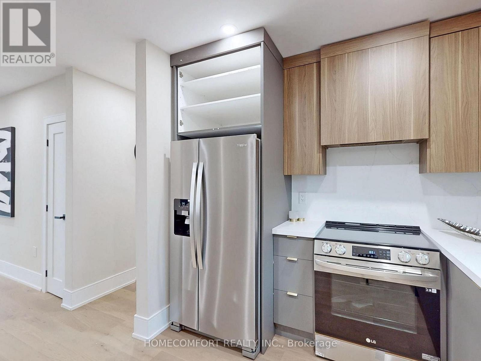 270 Brighton Avenue, Toronto (Bathurst Manor), Ontario  M3H 4E9 - Photo 16 - C12442192