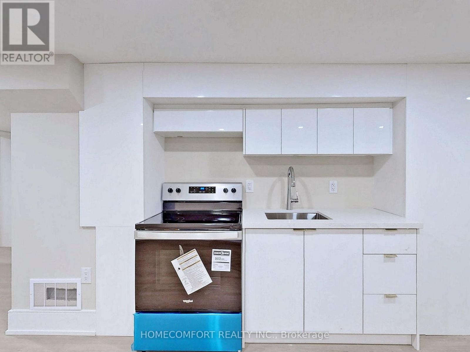 270 Brighton Avenue, Toronto (Bathurst Manor), Ontario  M3H 4E9 - Photo 29 - C12442192