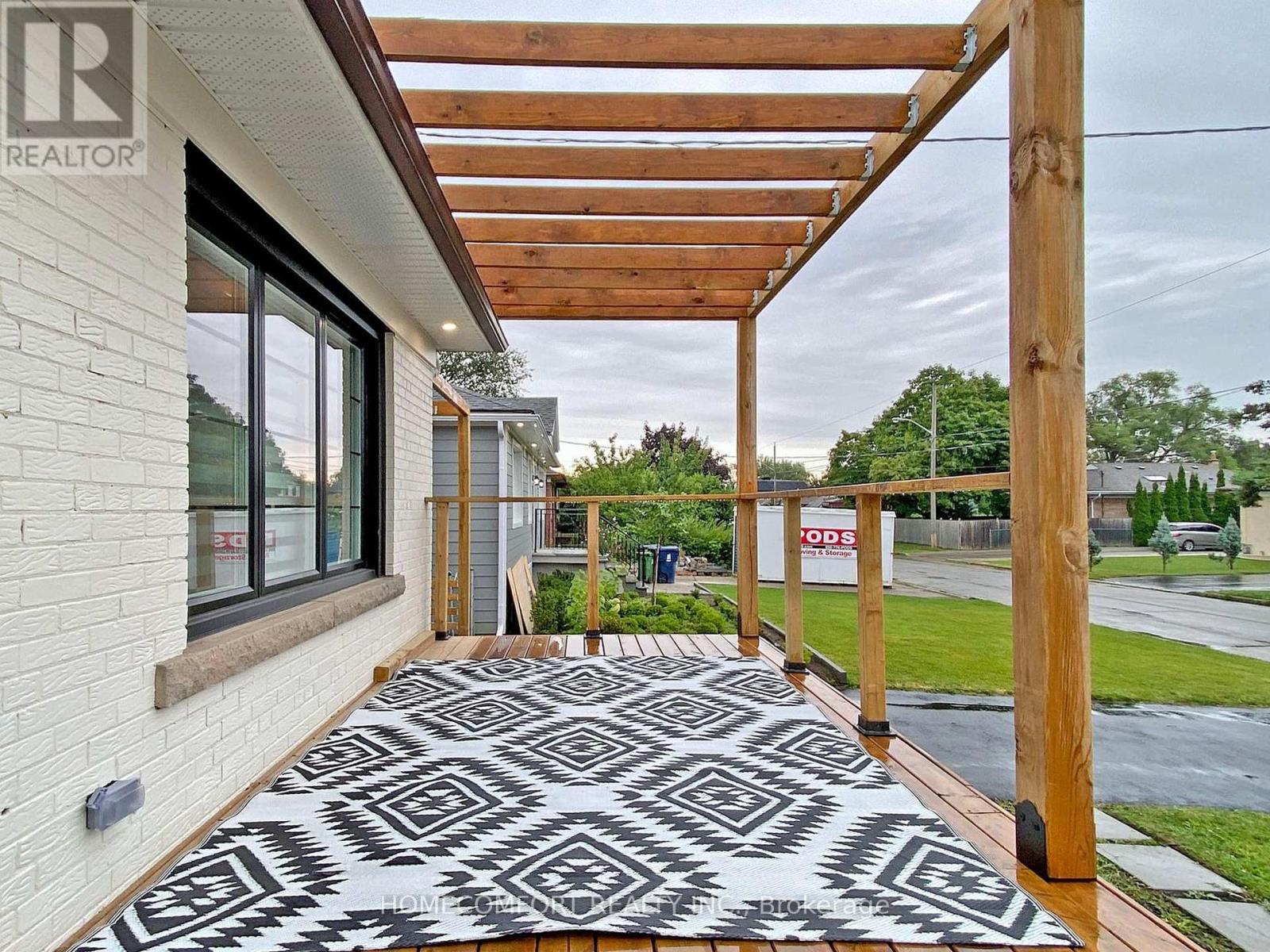 270 Brighton Avenue, Toronto (Bathurst Manor), Ontario  M3H 4E9 - Photo 3 - C12442192