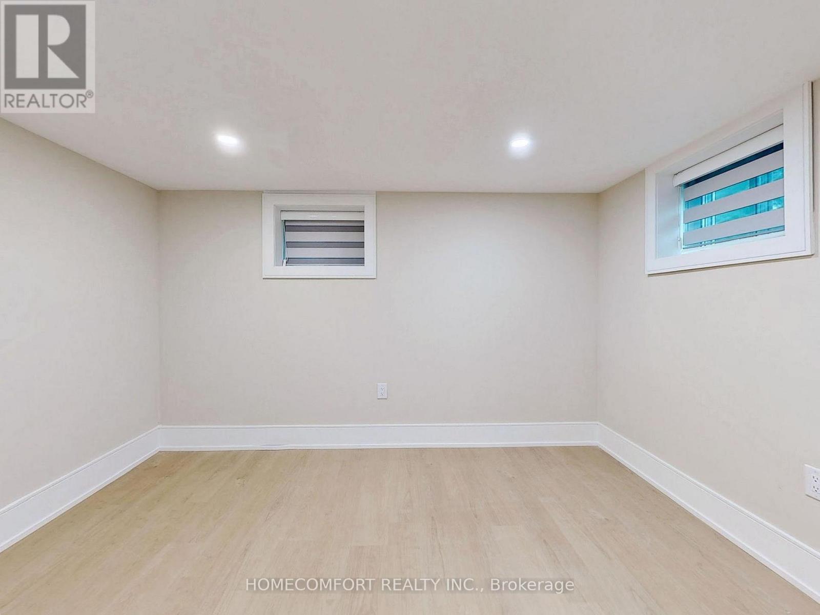 270 Brighton Avenue, Toronto (Bathurst Manor), Ontario  M3H 4E9 - Photo 33 - C12442192