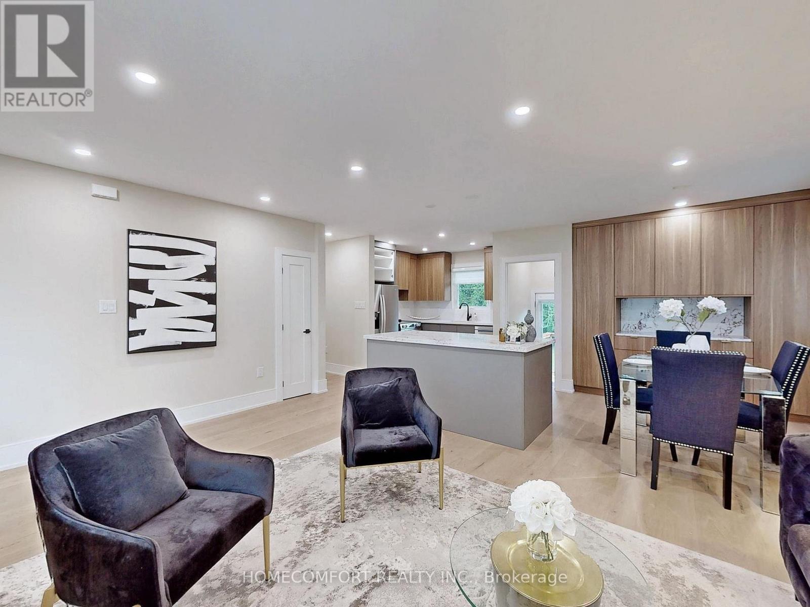 270 Brighton Avenue, Toronto (Bathurst Manor), Ontario  M3H 4E9 - Photo 4 - C12442192