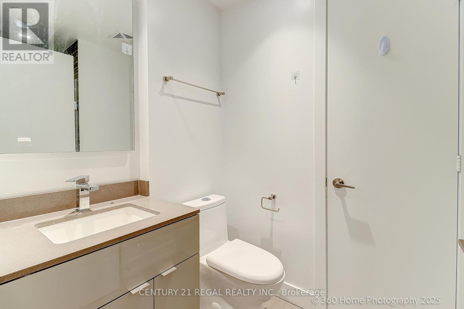 4105 - 7 Grenville Street, Toronto, Ontario  M4Y 1A1 - Photo 10 - C12442205