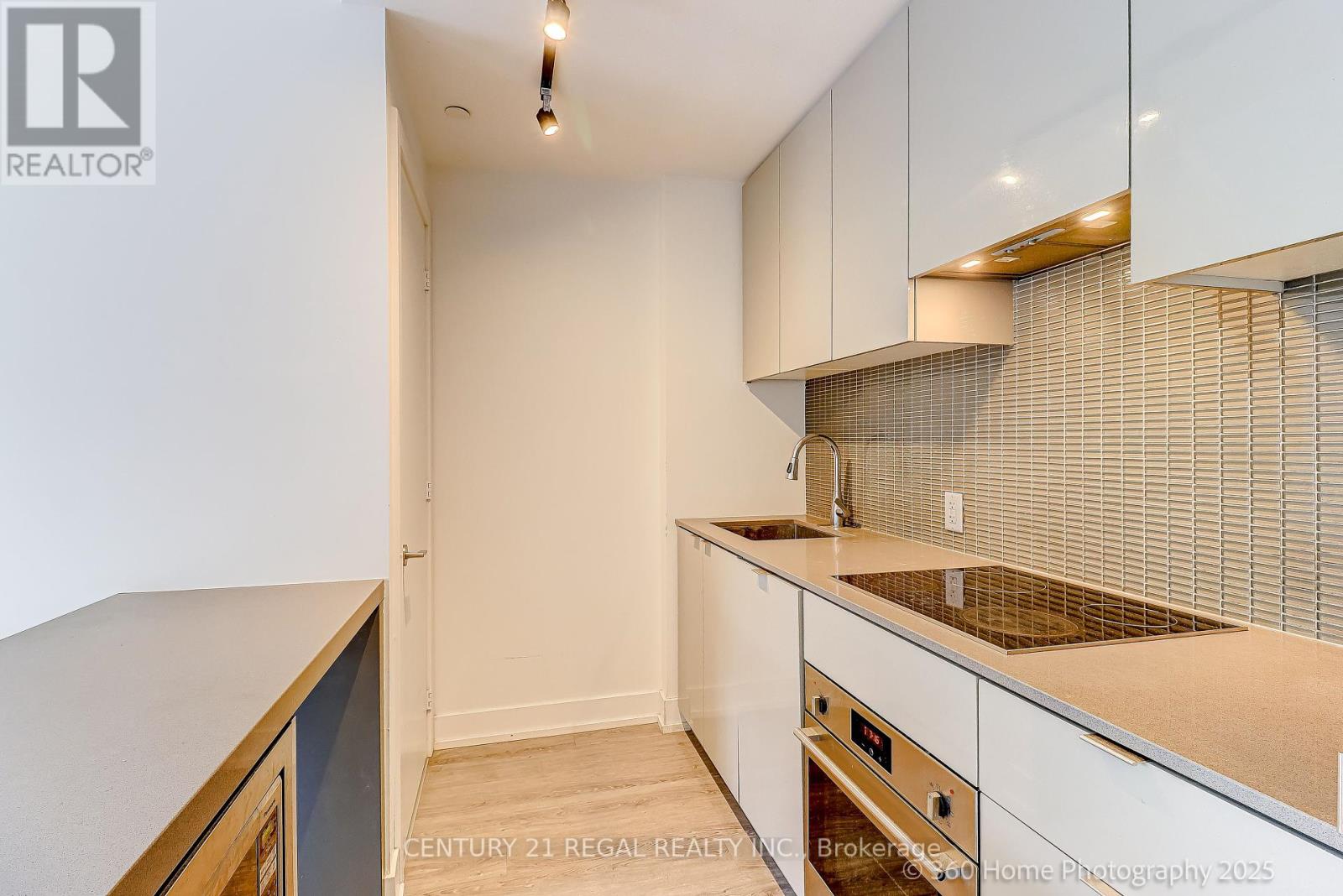 4105 - 7 Grenville Street, Toronto, Ontario  M4Y 1A1 - Photo 15 - C12442205