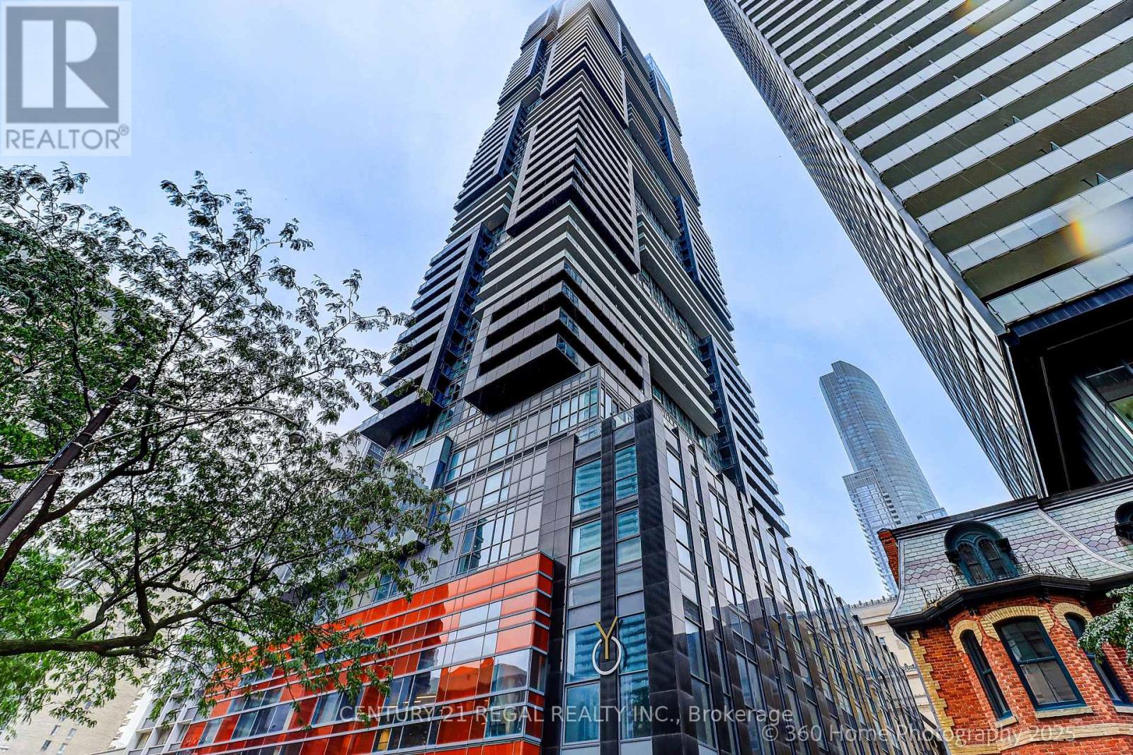 4105 - 7 Grenville Street, Toronto, Ontario  M4Y 1A1 - Photo 25 - C12442205