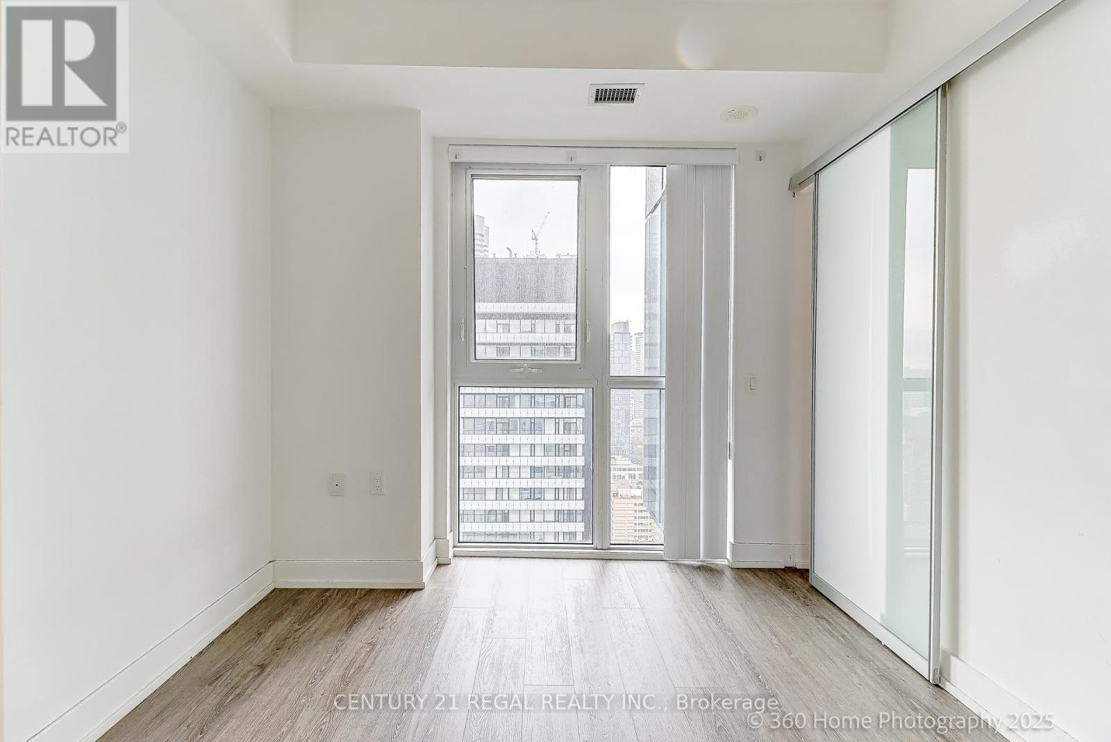 4105 - 7 Grenville Street, Toronto, Ontario  M4Y 1A1 - Photo 9 - C12442205