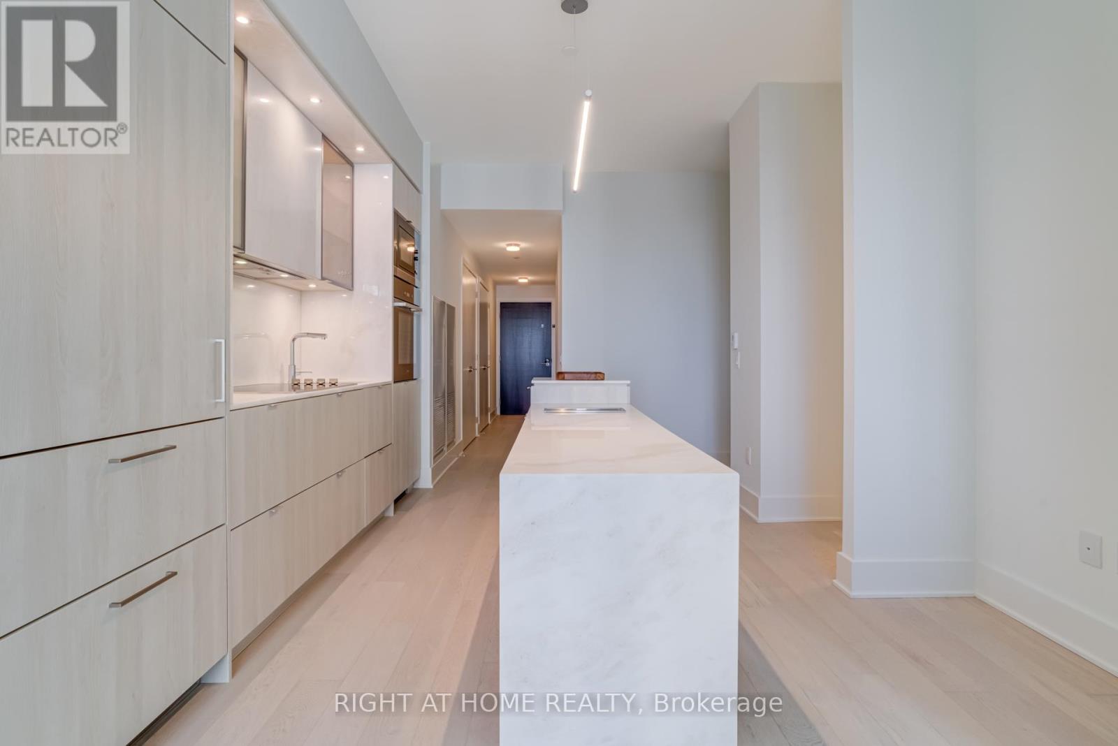 2906 - 11 Yorkville Avenue, Toronto, Ontario  M4W 0B7 - Photo 10 - C12442230