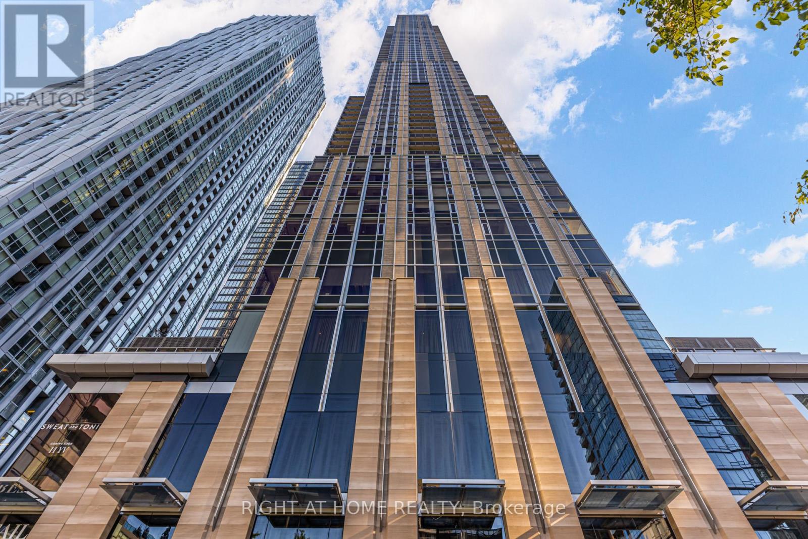 2906 - 11 Yorkville Avenue, Toronto, Ontario  M4W 0B7 - Photo 30 - C12442230