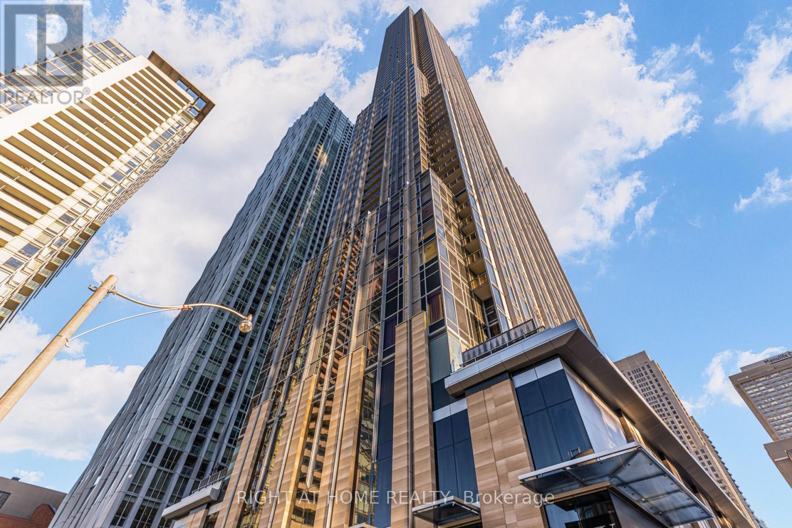 2906 - 11 Yorkville Avenue, Toronto, Ontario  M4W 0B7 - Photo 31 - C12442230
