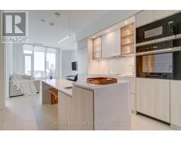 2906 - 11 YORKVILLE AVENUE, Toronto, Ontario